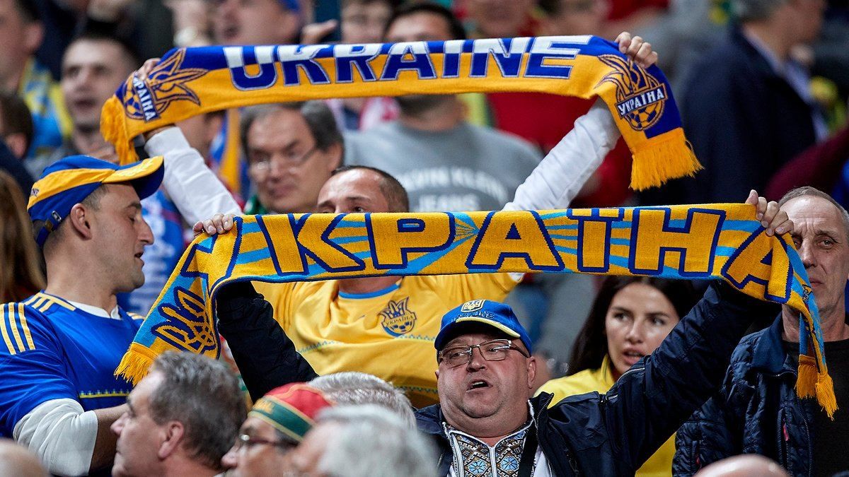 Стало відомо, коли вболівальникам в Україні дозволять повернутися на стадіони