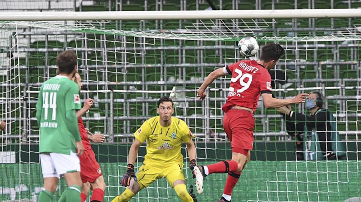 "Байер" разгромил "Вердер" и вмешался в чемпионскую гонку Бундеслиги: видео "Байер" разгромил "Вердер" и вмешался в чемпионскую гонку Бундеслиги: видео