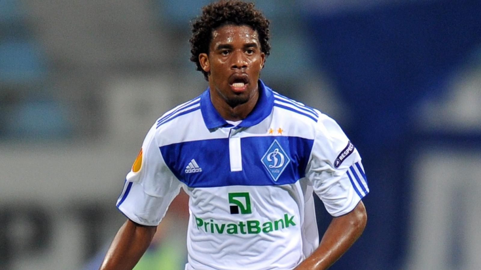 Колишній захисник київського "Динамо" підхопив коронавірус Колишній захисник київського "Динамо" підхопив коронавірус