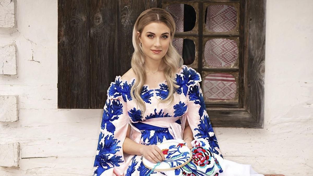 Усик и Свитолина в вышиванке: как украинские спортсмены поздравляют с праздником – яркие фото Усик и Свитолина в вышиванке: как украинские спортсмены поздравляют с праздником – яркие фото