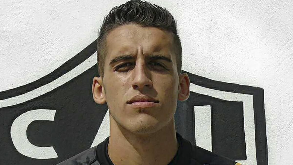 "Заря" неожиданно разорвала контракт с иностранным футболистом "Заря" неожиданно разорвала контракт с иностранным футболистом