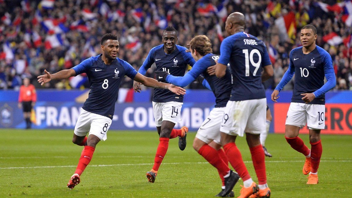 Футболіст збірної Франції продав золоту медаль ЧС-2018 за 66 тисяч євро
