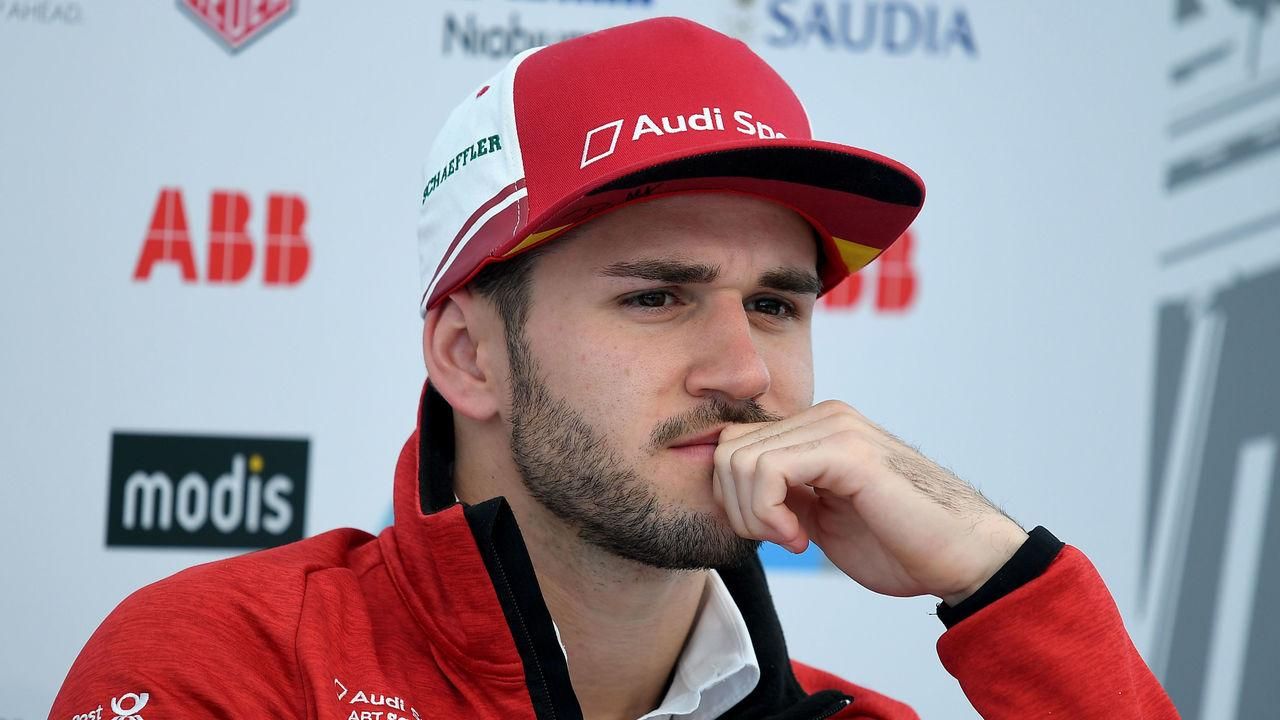 Обманув у комп'ютерній грі: Audi розриває контракт з пілотом Формули E через шахрайство Обманув у комп'ютерній грі: Audi розриває контракт з пілотом Формули E через шахрайство