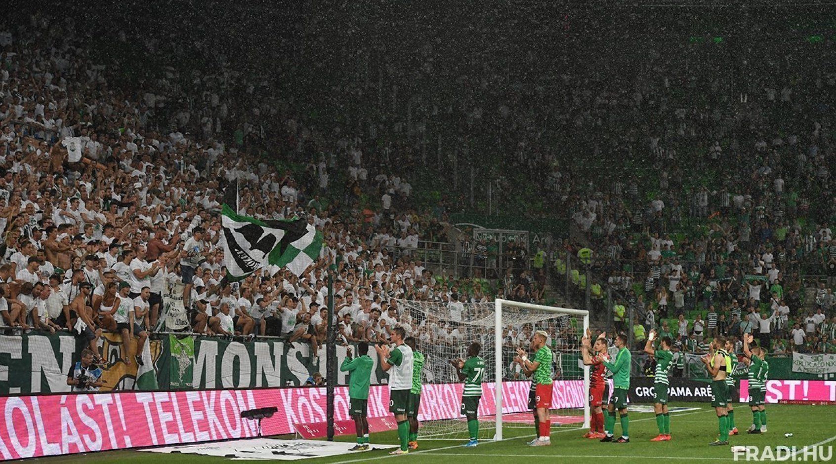 Первая европейская страна позволила болельщикам вернуться на стадионы Первая европейская страна позволила болельщикам вернуться на стадионы