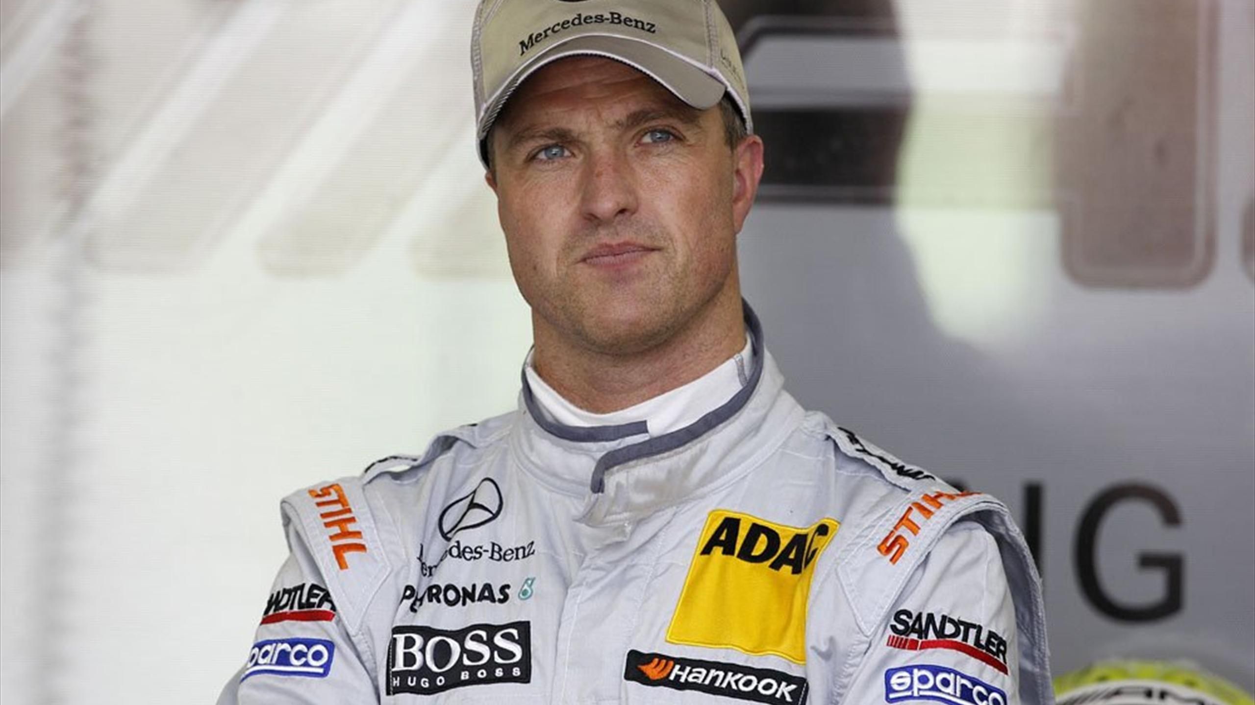 Машина з характером: Шумахер придбав собі "Ниву" – фото Машина з характером: Шумахер придбав собі "Ниву" – фото