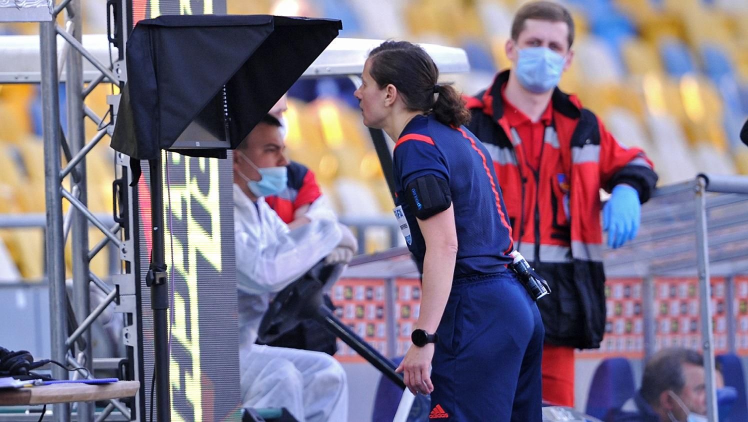 Незасчитанный гол Сидорчука в матче Шахтер – Динамо Незасчитанный гол Сидорчука в матче Шахтер – Динамо