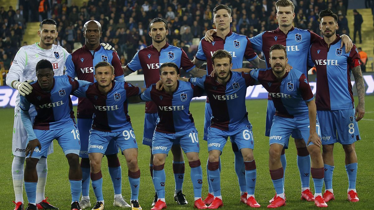 Клуб колишньої зірки "Металіста" відсторонили від Ліги чемпіонів Клуб колишньої зірки "Металіста" відсторонили від Ліги чемпіонів