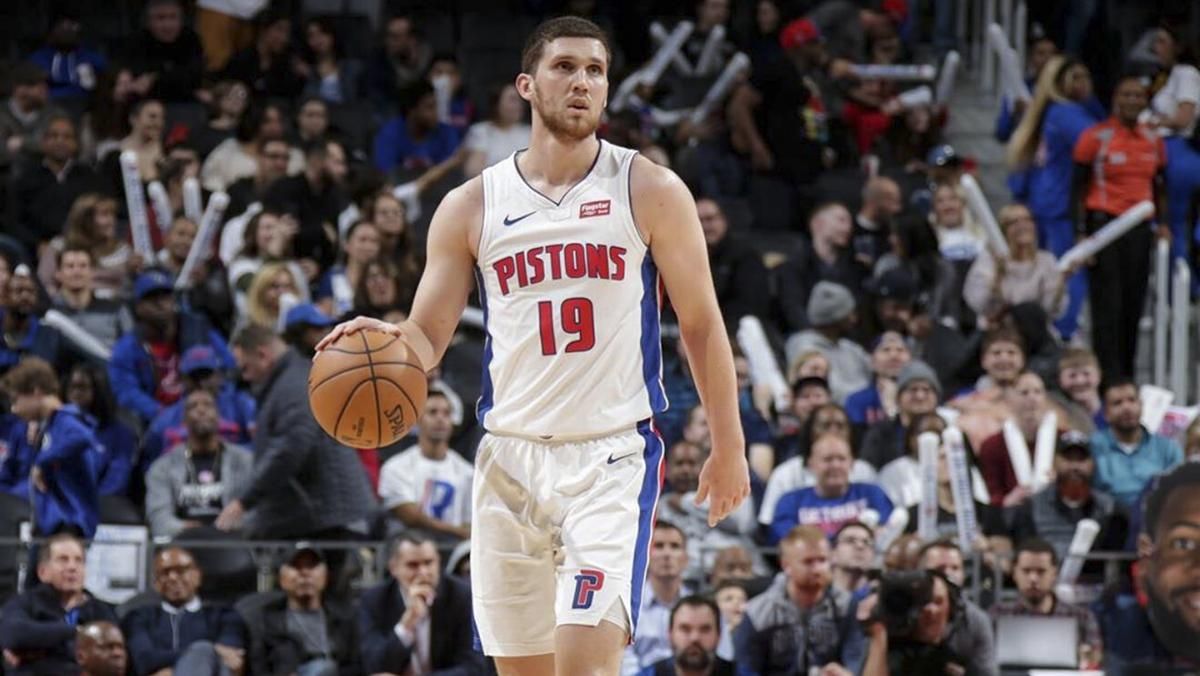 Баскетболіст Михайлюк взяв участь у протесті у США: українець "отримав на горіхи" від фанатів Баскетболіст Михайлюк взяв участь у протесті у США: українець "отримав на горіхи" від фанатів