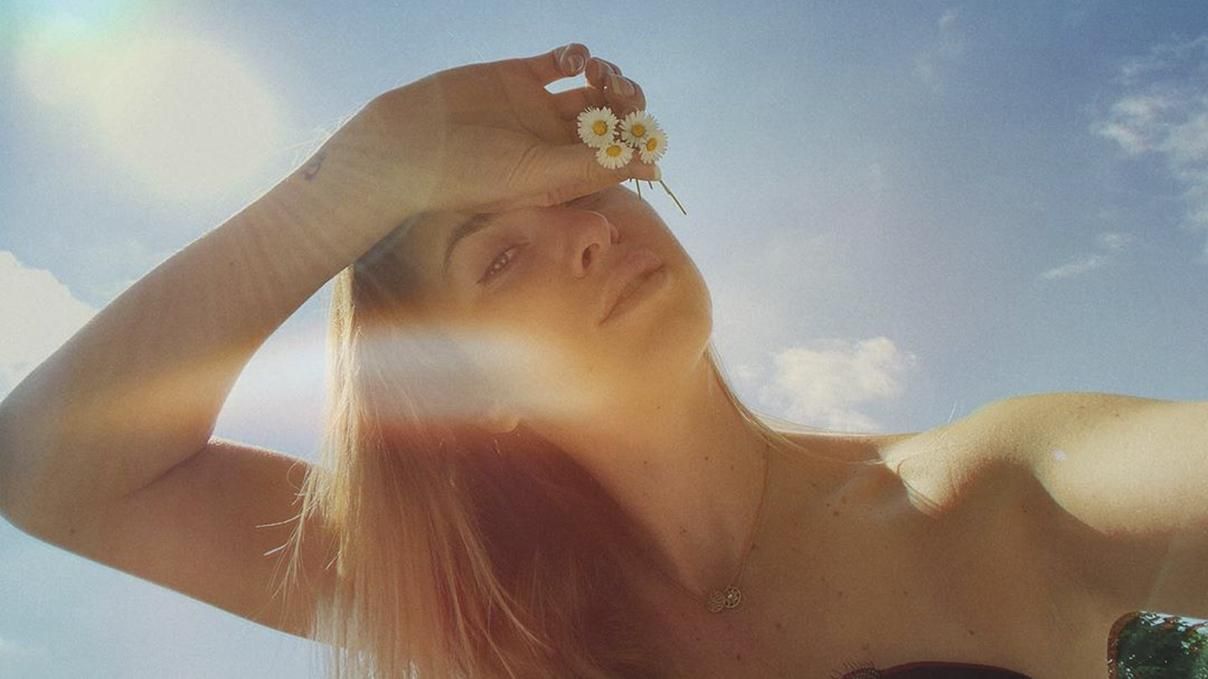 Світоліна заінтригувала пікантним фото Світоліна заінтригувала пікантним фото