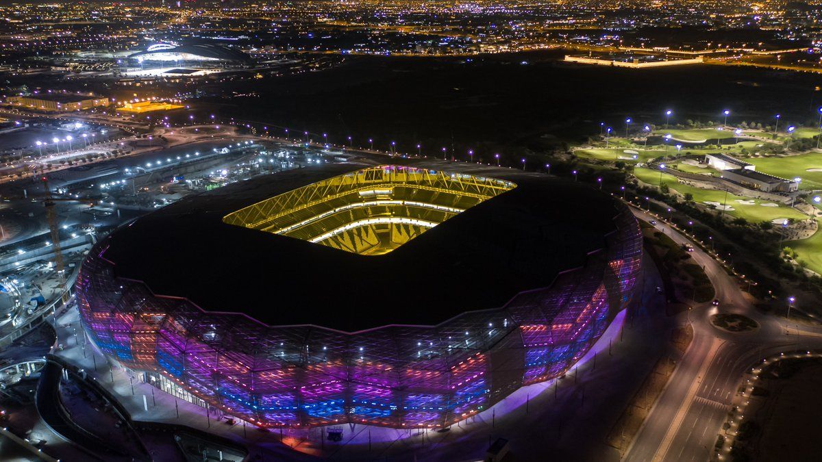 В Катаре открыли очередной стадион к чемпионату мира 2022 года: впечатляющие фото