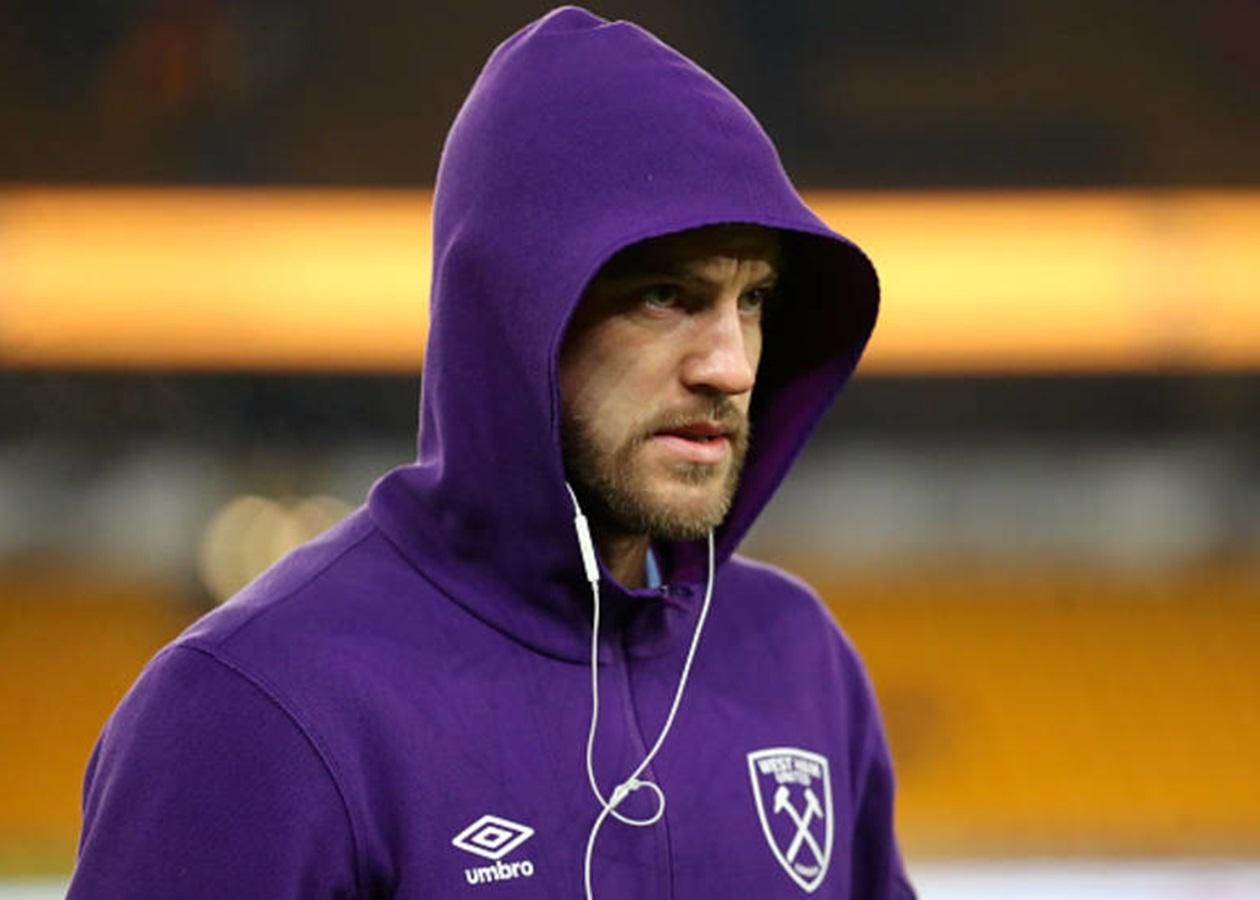 Об'єднання з Ребровим: футболіст збірної України може перейти у "Фенербахче" Об'єднання з Ребровим: футболіст збірної України може перейти у "Фенербахче"