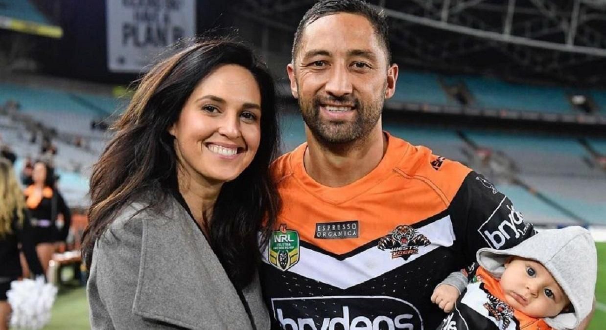 Поцілував журналістку та пішов на самоізоляцію: регбіст потрапив у курйозну ситуацію Поцілував журналістку та пішов на самоізоляцію: регбіст потрапив у курйозну ситуацію