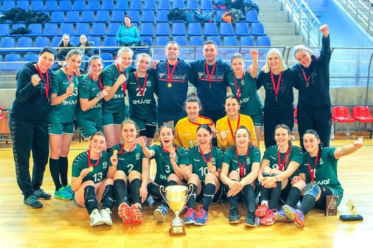 Непереможна "Галичанка" вшосте поспіль стала чемпіоном України з гандболу Непереможна "Галичанка" вшосте поспіль стала чемпіоном України з гандболу