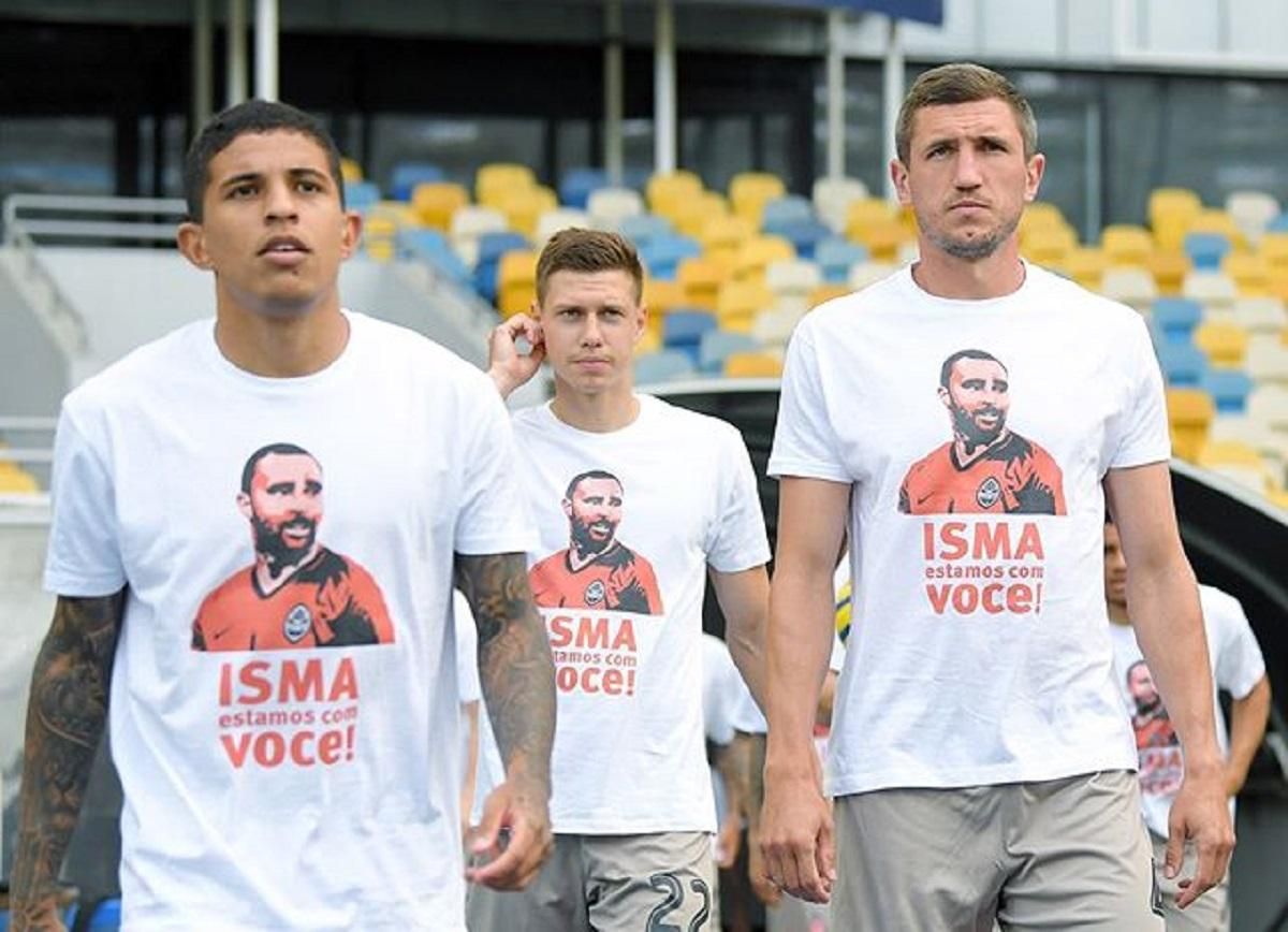 Футболісти "Шахтаря" вийшли перед матчем з "Колосом" у футболках на підтримку Ісмаїлі: фото
