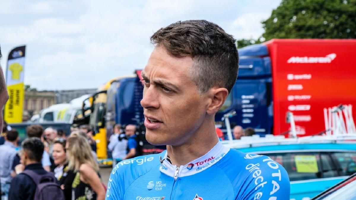 Не зміг об'їхати зграю гусей: чемпіон світу потрапив у лікарню у важкому стані Не зміг об'їхати зграю гусей: чемпіон світу потрапив у лікарню у важкому стані