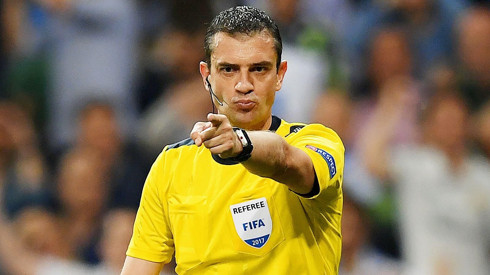 Вісім років тому арбітр Кашшаї не пустив Україну в плей-офф Євро-2012: відео Вісім років тому арбітр Кашшаї не пустив Україну в плей-офф Євро-2012: відео