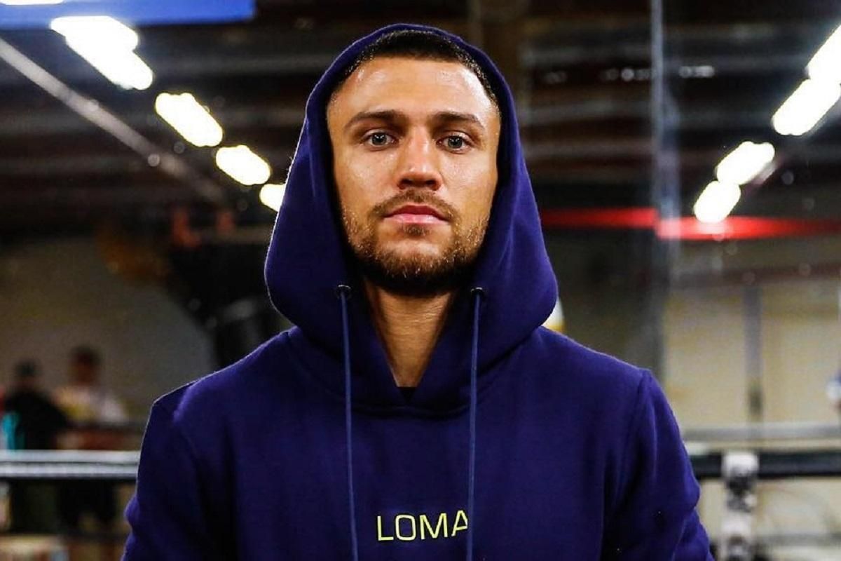 Ломаченко готується до бою із Лопесом на льодовій арені: відео Ломаченко готується до бою із Лопесом на льодовій арені: відео