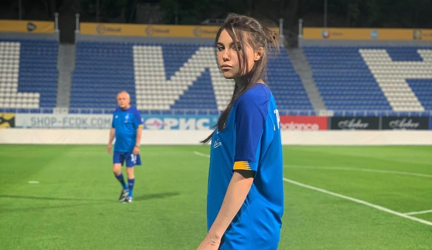 "Хорошая идея": дочь Суркиса прикололась над отцом после громкого интервью – фото "Хорошая идея": дочь Суркиса прикололась над отцом после громкого интервью – фото