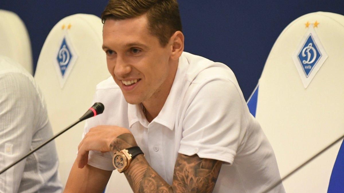 Футболист "Динамо" Гармаш впервые за карьеру сменил имидж: фото Футболист "Динамо" Гармаш впервые за карьеру сменил имидж: фото