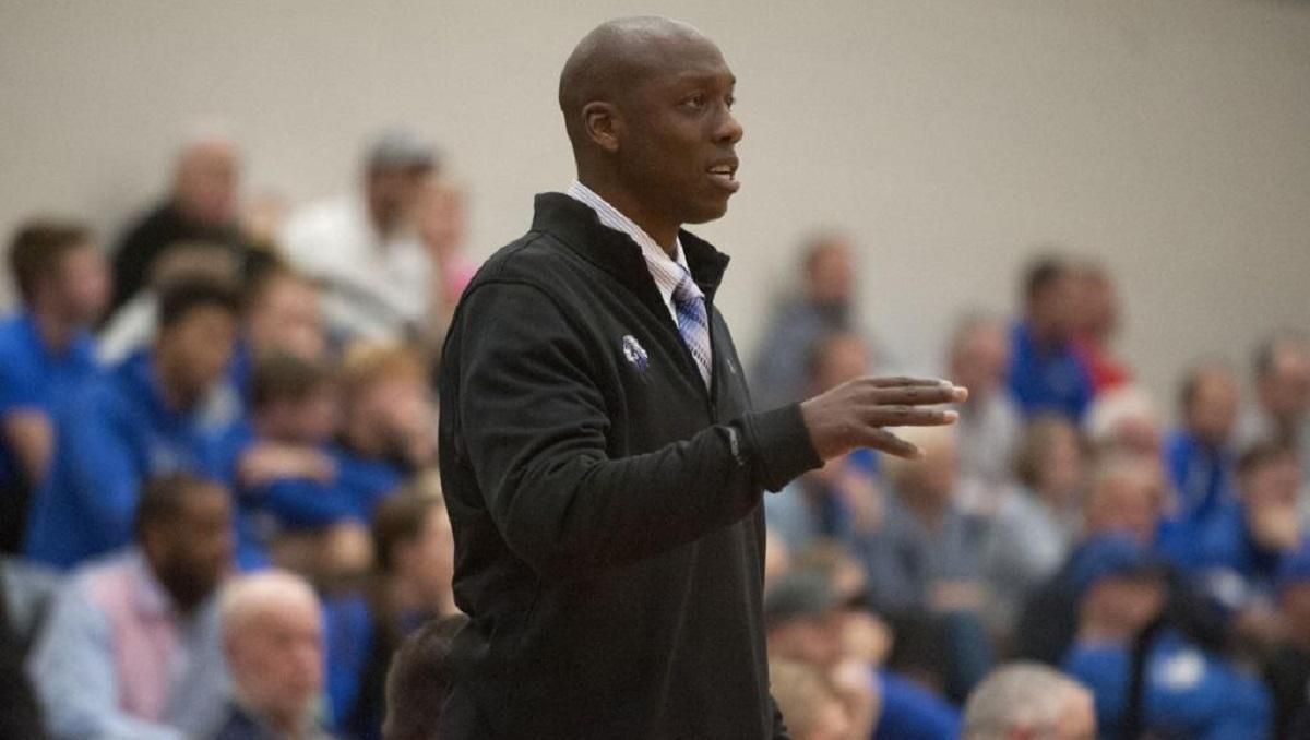 Знайшли у школі: в США загадково помер колишній гравець двох українських клубів Знайшли у школі: в США загадково помер колишній гравець двох українських клубів