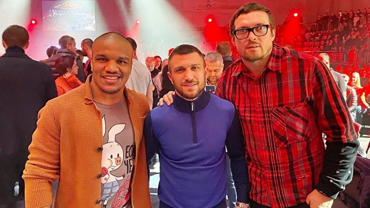 На месте Усика сконцентрировался бы на спорте: Беленюк о поведении боксера На месте Усика сконцентрировался бы на спорте: Беленюк о поведении боксера