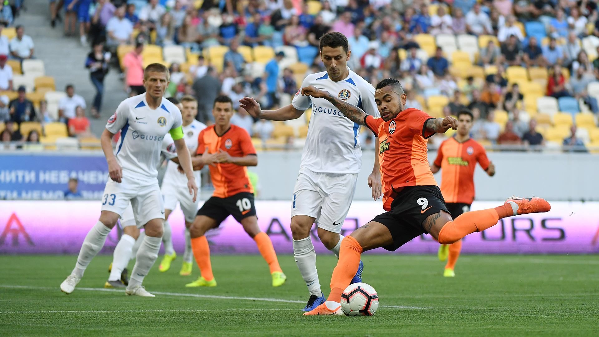 "Шахтер" и "Львов" среди лидеров уникального рейтинга в Европе "Шахтер" и "Львов" среди лидеров уникального рейтинга в Европе