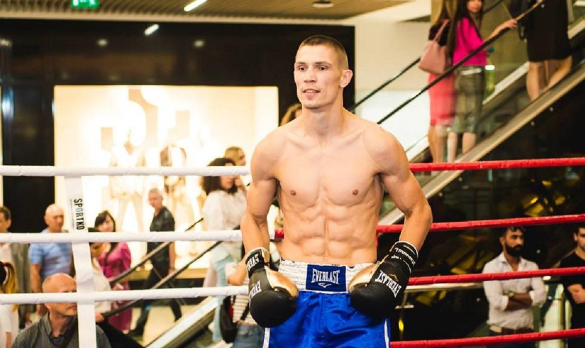 Украинец Скороход безжалостно избил окровавленного соперника Украинец Скороход безжалостно избил окровавленного соперника