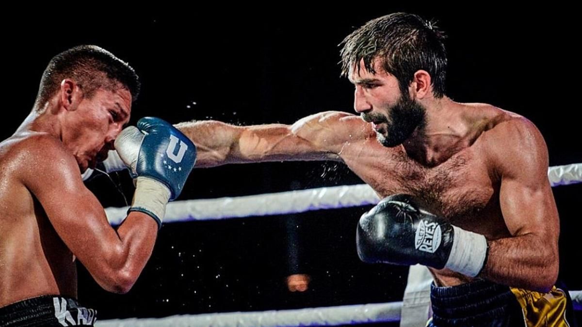 Украинец Фаниян мощным ударом в печень отправил соперника в жесткий нокаут: видео Украинец Фаниян мощным ударом в печень отправил соперника в жесткий нокаут: видео