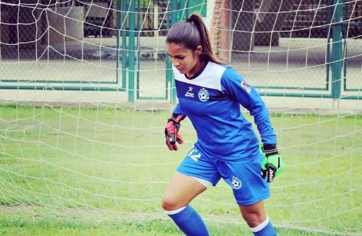 "Дівчина-воїн": футболістка втратила ногу вдома через необережність