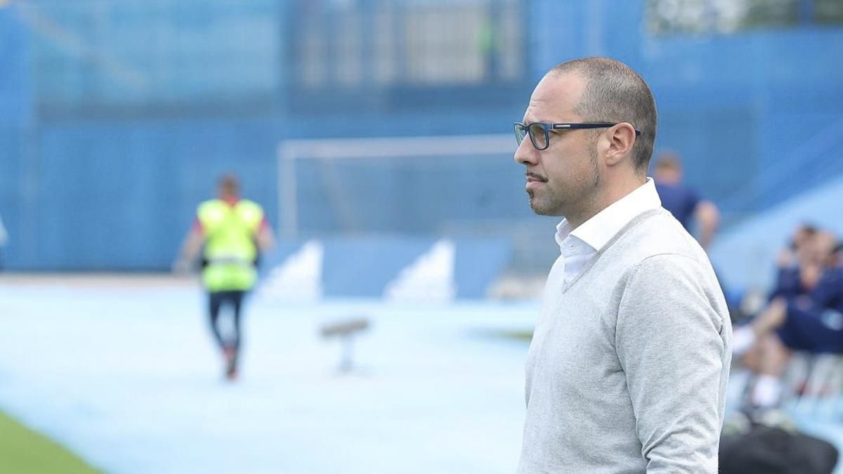 Екстренера "Карпат" Йовічевіча звільнили з "Динамо" Загреб: фахівець тільки очолив клуб Екстренера "Карпат" Йовічевіча звільнили з "Динамо" Загреб: фахівець тільки очолив клуб