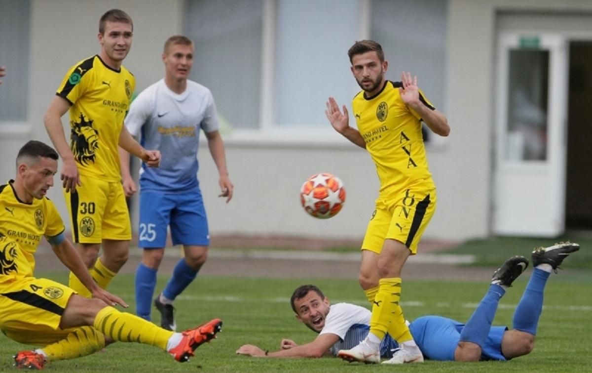 "Агробизнес" в безумной перестрелке победил "Рух" и возглавил Первую лигу "Агробизнес" в безумной перестрелке победил "Рух" и возглавил Первую лигу