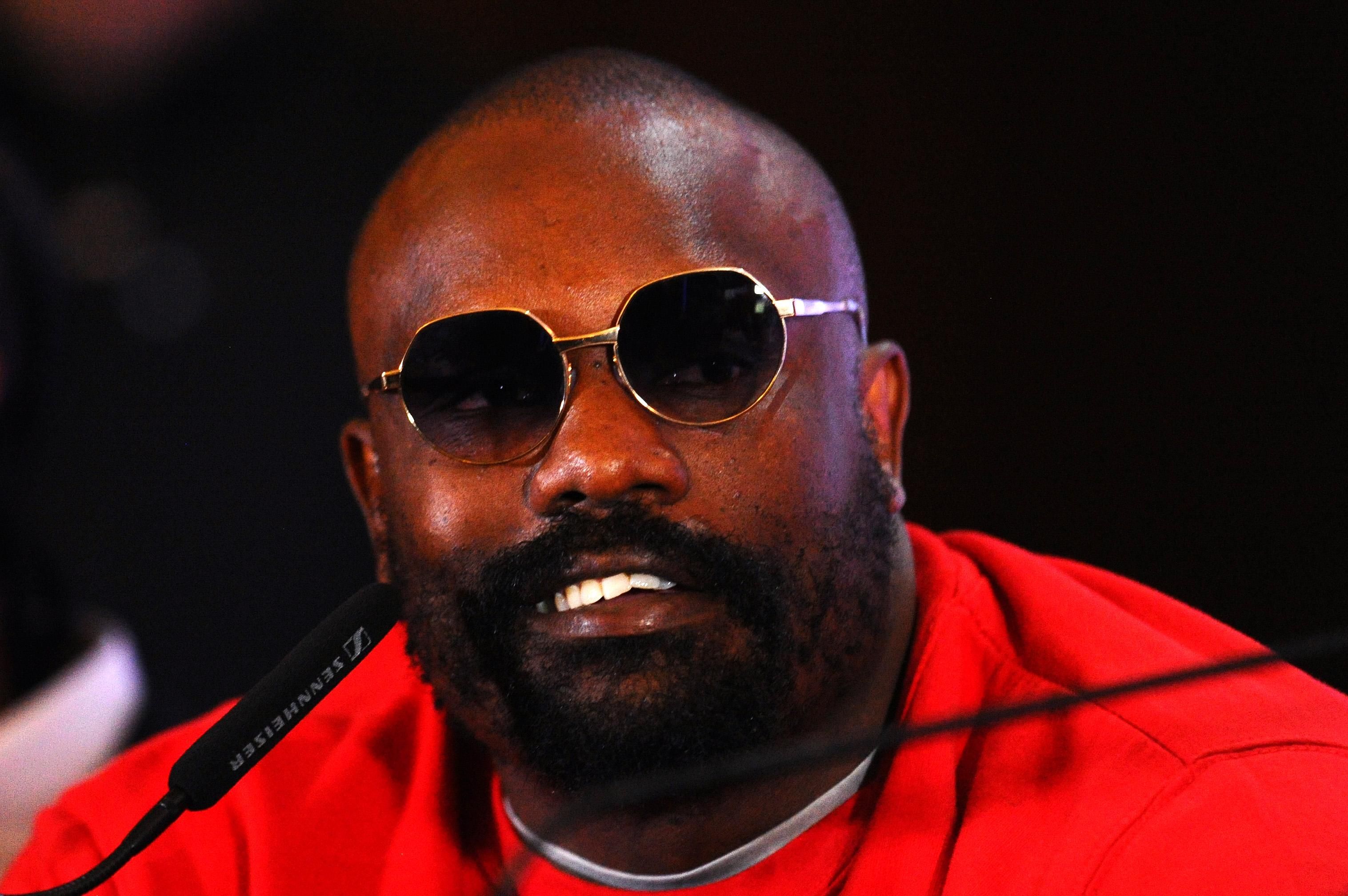 Не дочекався Усика: Чісора вийшов в октагон – відео Не дочекався Усика: Чісора вийшов в октагон – відео