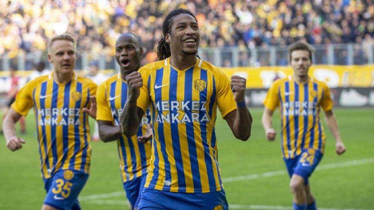 Непотрібний "Динамо" Родрігес знову забив гол у Туреччині: відео Непотрібний "Динамо" Родрігес знову забив гол у Туреччині: відео