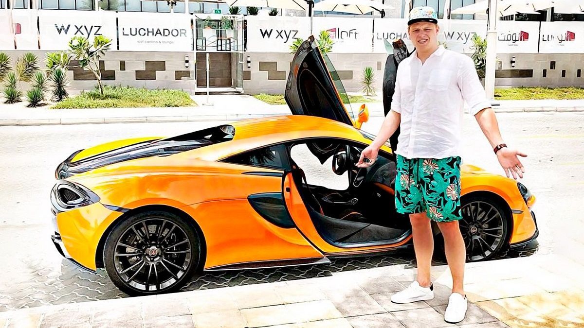 Російський хокеїст Іванюженков на смерть збив велосипедиста Російський хокеїст Іванюженков на смерть збив велосипедиста