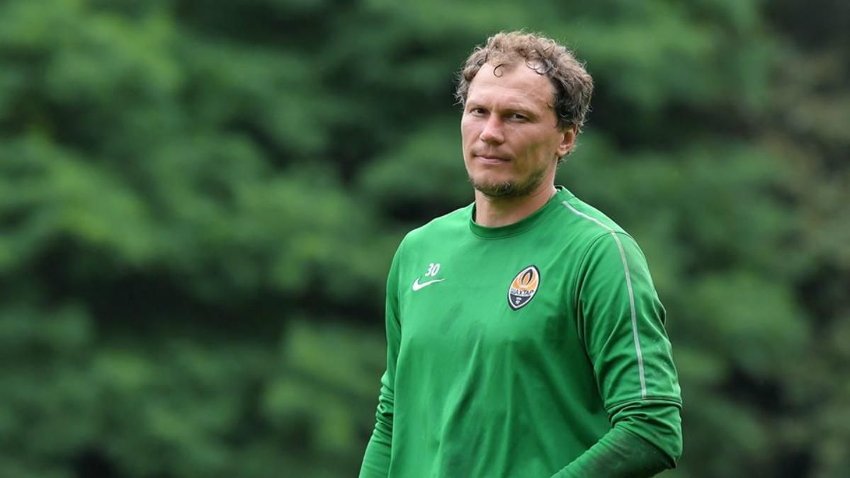 Лидеры "Шахтера" отправились в отпуск за два тура до окончания чемпионата – фото Лидеры "Шахтера" отправились в отпуск за два тура до окончания чемпионата – фото