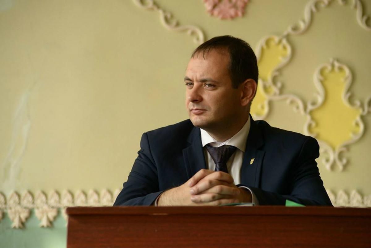 "Футбол продажний, "Інгулець" – це позорна команда бариг", – мер Івано-Франківська після поразки "Футбол продажний, "Інгулець" – це позорна команда бариг", – мер Івано-Франківська після поразки