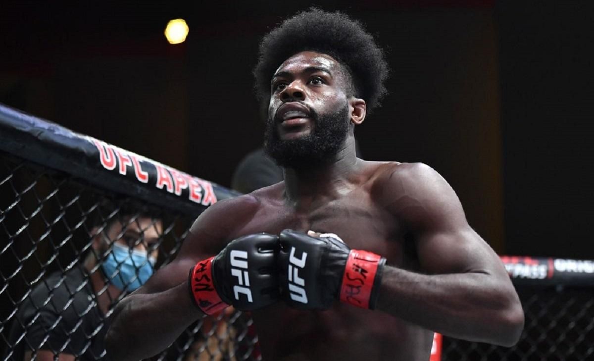 Ян – "бумажный чемпион": американец Стерлинг бросил вызов россиянину Ян – "бумажный чемпион": американец Стерлинг бросил вызов россиянину