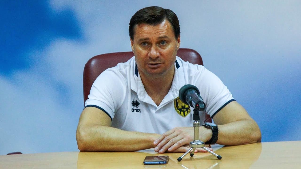 Известный украинский клуб уволил главного тренера и уже назначил нового