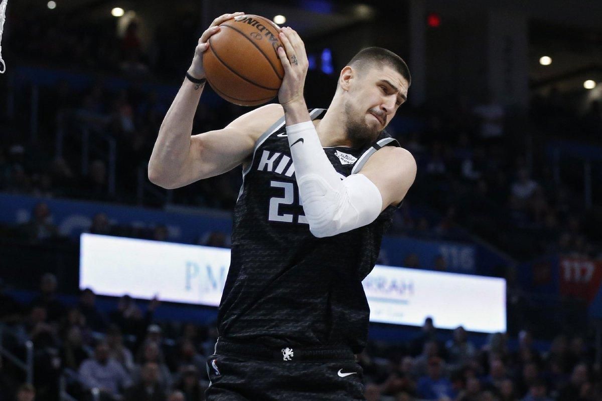 Лень не допоміг "Сакраменто" у контрольному матчі перед рестартом НБА Лень не допоміг "Сакраменто" у контрольному матчі перед рестартом НБА