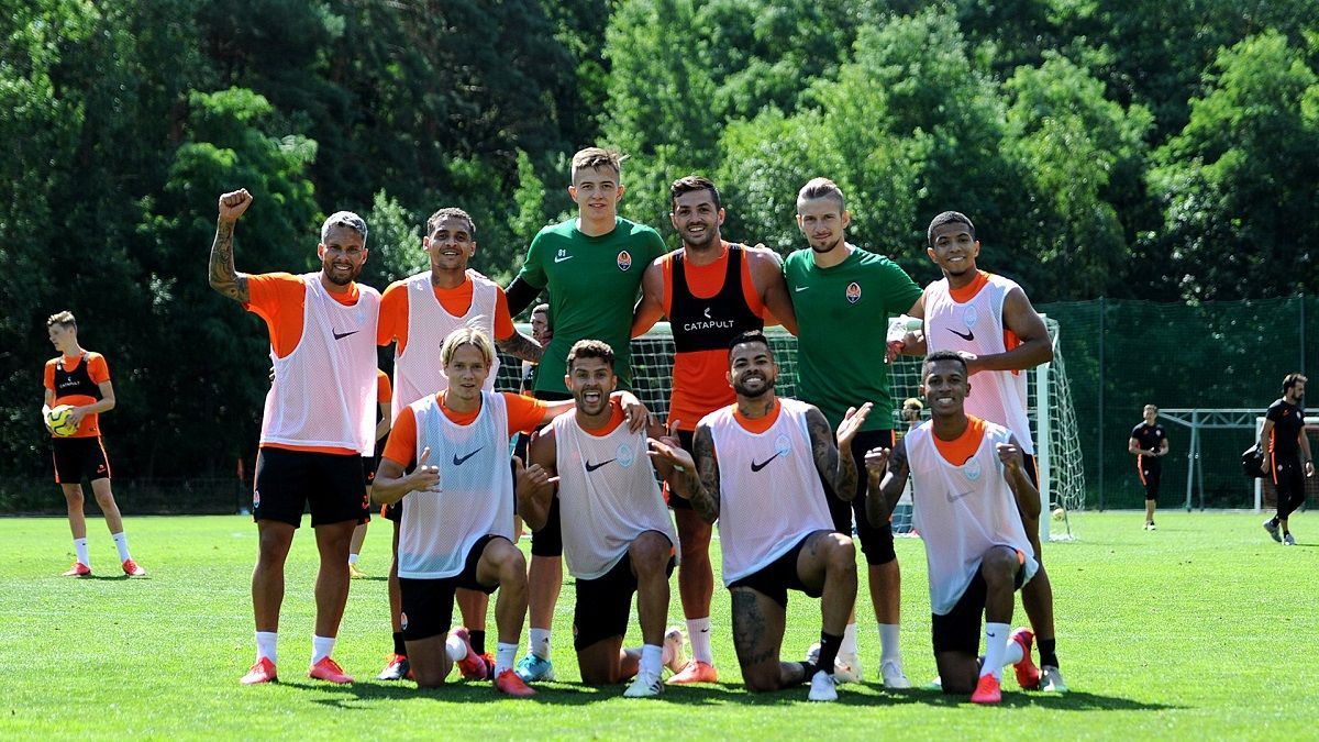 С кем сыграет "Шахтер" после чемпионства в сезоне: соперники "горняков" С кем сыграет "Шахтер" после чемпионства в сезоне: соперники "горняков"