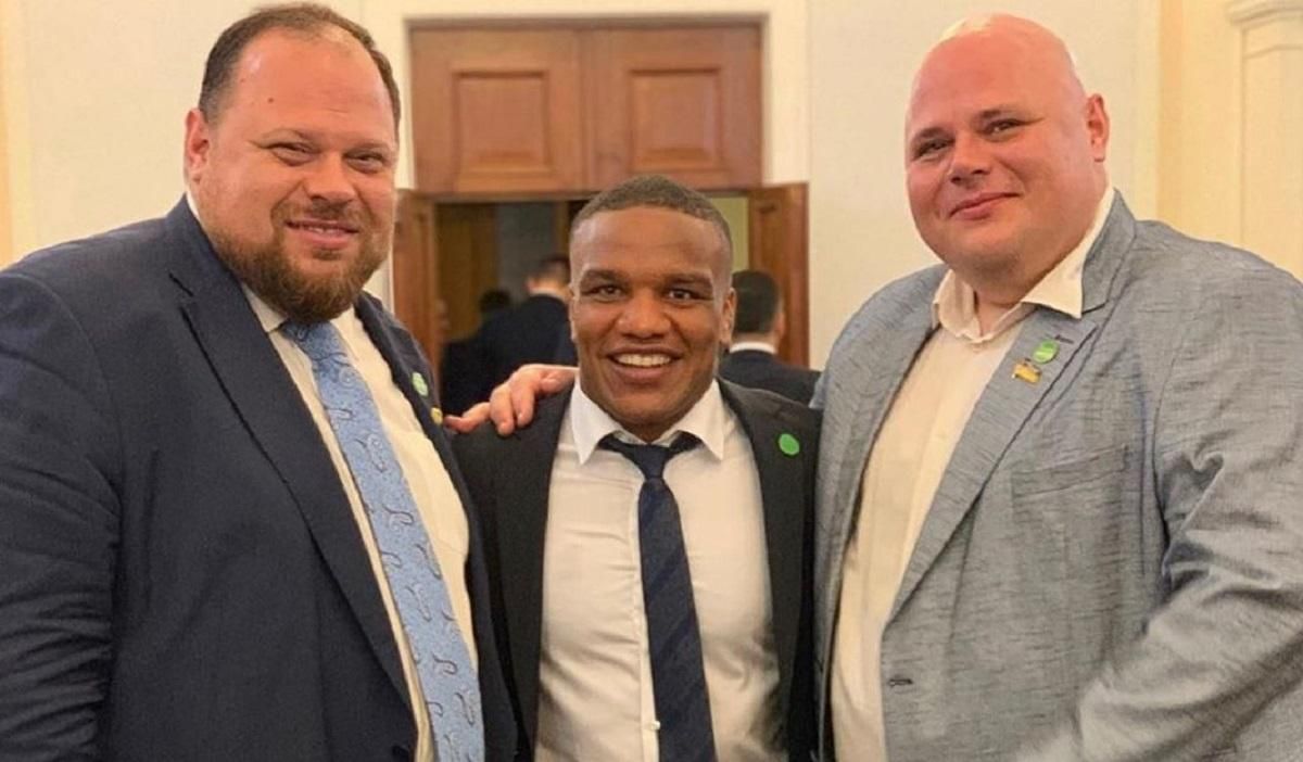 Беленюк запустил депутатский челлендж для толстяков "Слуги народа": видео Беленюк запустил депутатский челлендж для толстяков "Слуги народа": видео