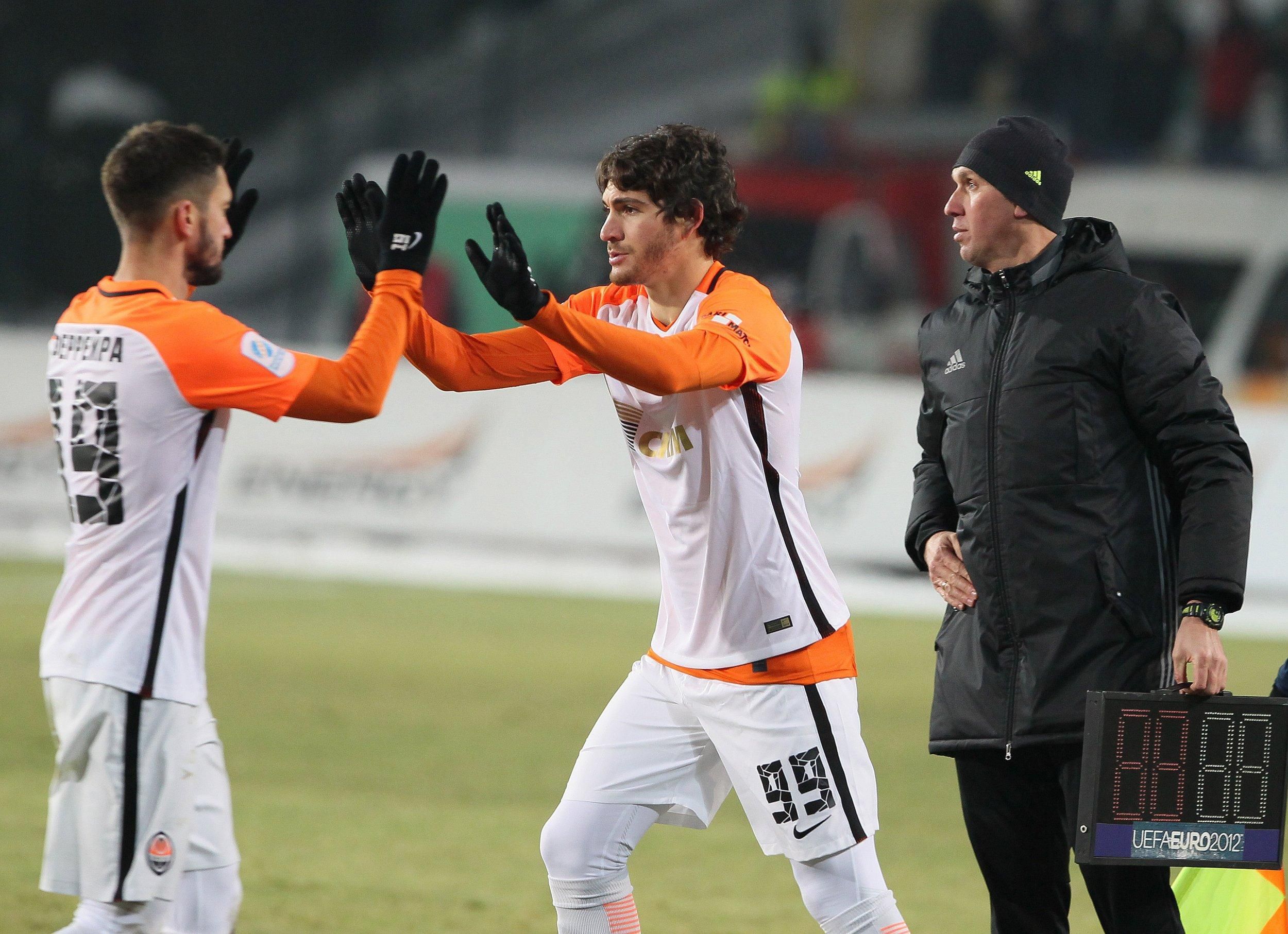 "Карпаты" готовят иск в ФИФА на "Шахтер" "Карпаты" готовят иск в ФИФА на "Шахтер"