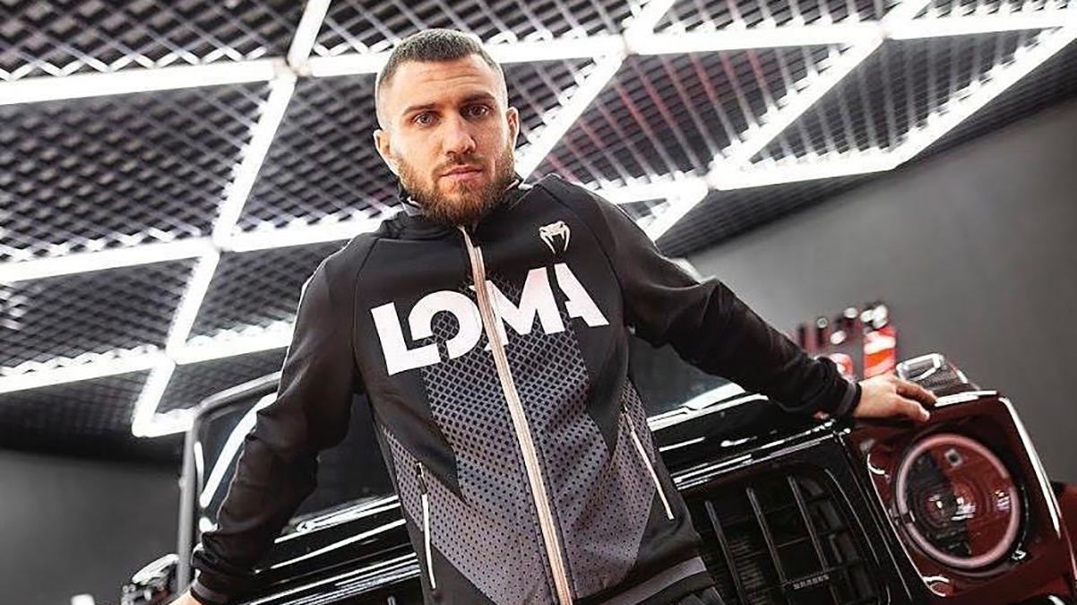 Ломаченко відповів на звинувачення Лопеса та опублікував відео тренування з України Ломаченко відповів на звинувачення Лопеса та опублікував відео тренування з України