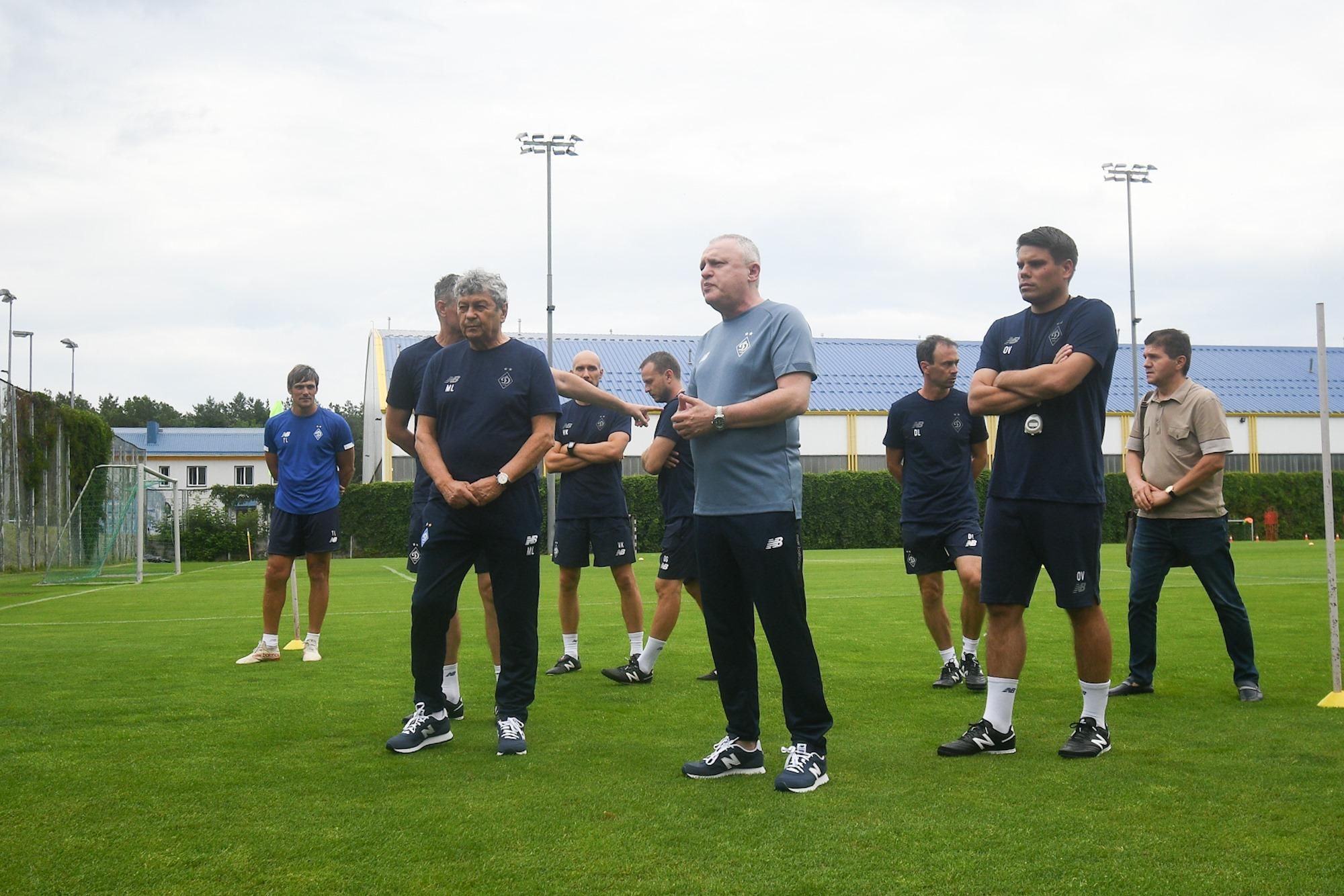 Надо будет поменять всех вас: Суркис пригрозил игрокам "Динамо" за неудачу с Луческу Надо будет поменять всех вас: Суркис пригрозил игрокам "Динамо" за неудачу с Луческу