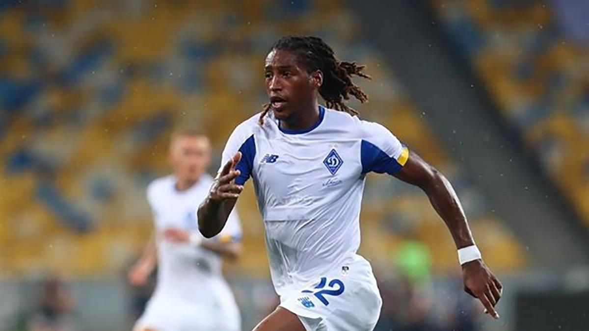 Нужен Луческу? Скандальный форвард вернулся в "Динамо" – фото Нужен Луческу? Скандальный форвард вернулся в "Динамо" – фото