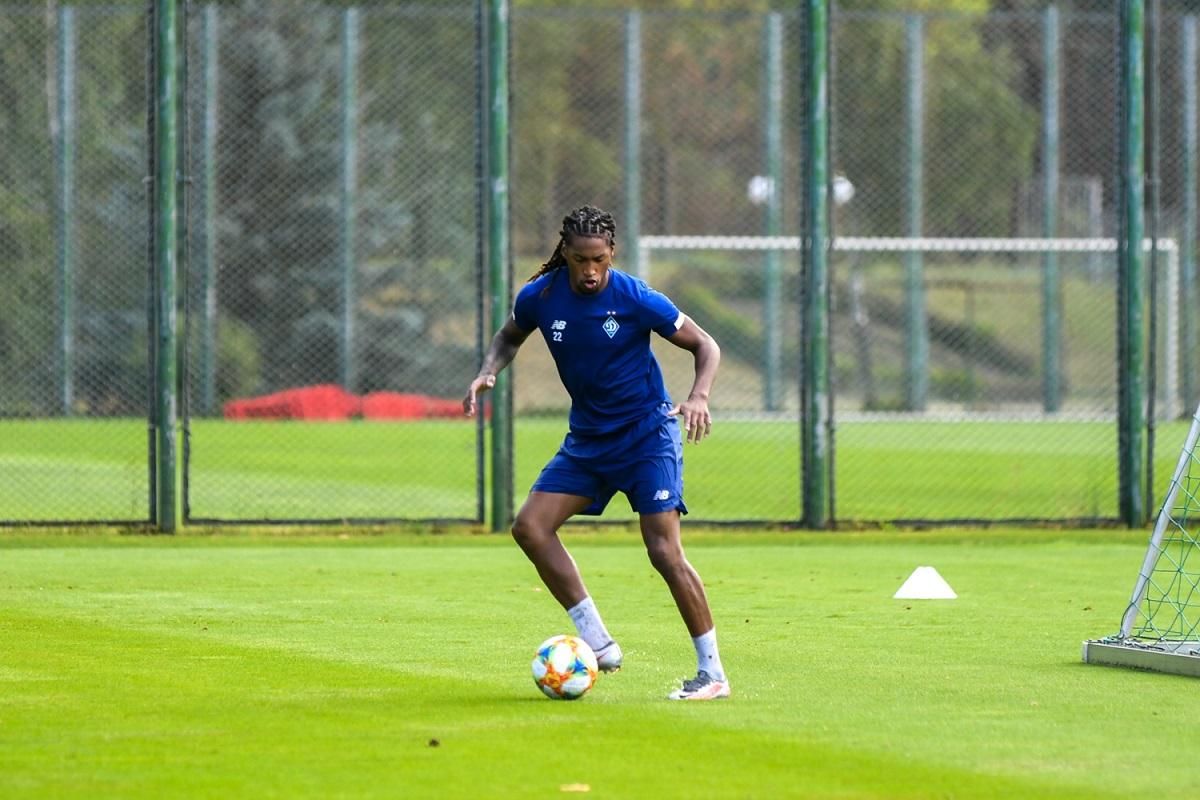 Судьба скандального Родригеса в руках Луческу: новые детали карьеры легионера Судьба скандального Родригеса в руках Луческу: новые детали карьеры легионера