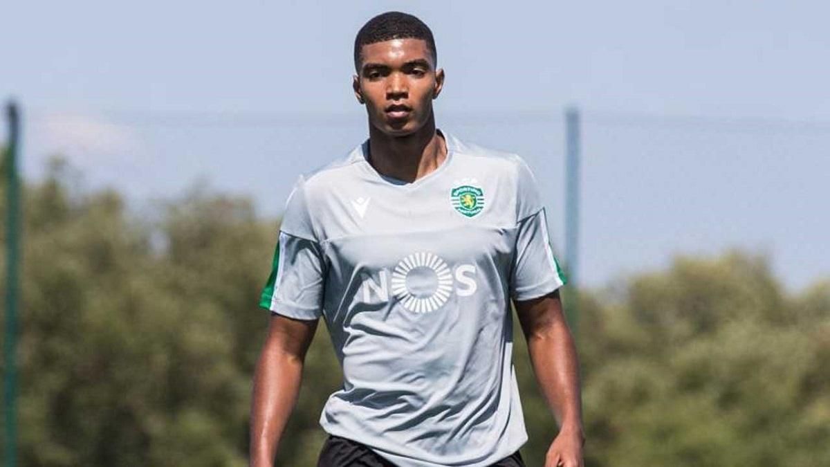 "Динамо" нацелилось на защитника "Спортинга" "Динамо" нацелилось на защитника "Спортинга"