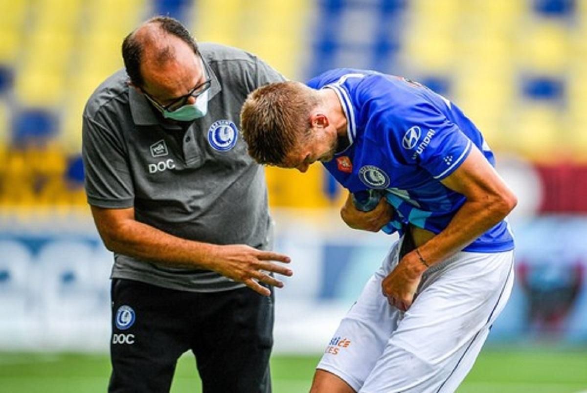 Украинец Пластун получил ужасную травму в матче "Гента", ему наложили швы: фото и видео