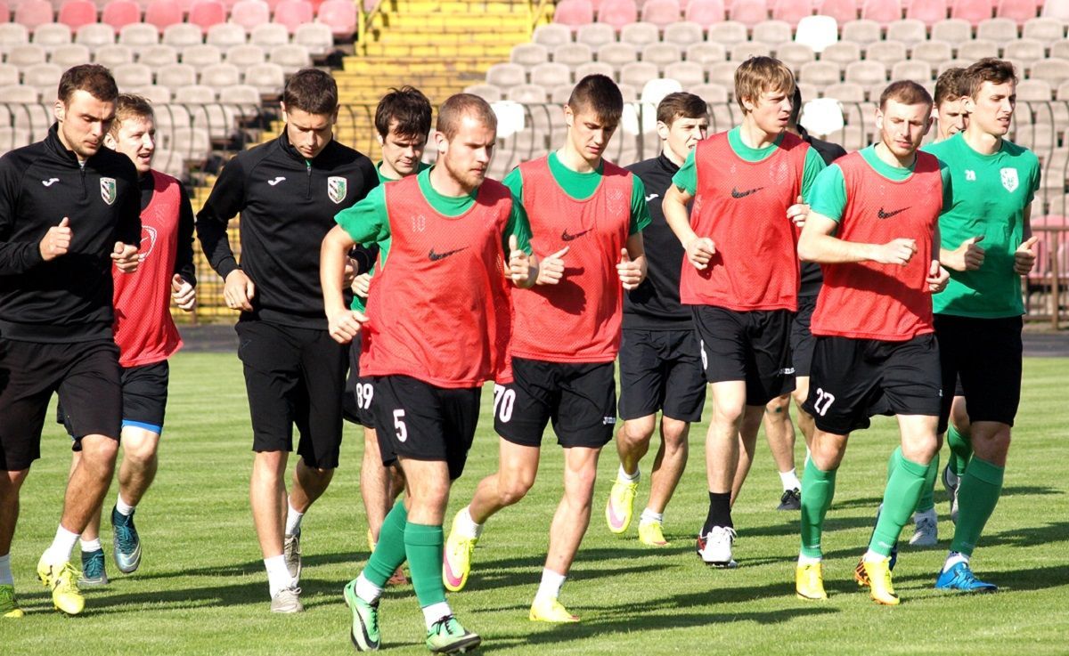 Футболіст "Полтави" забив гол у стилі легендарного Пеле: відео Футболіст "Полтави" забив гол у стилі легендарного Пеле: відео