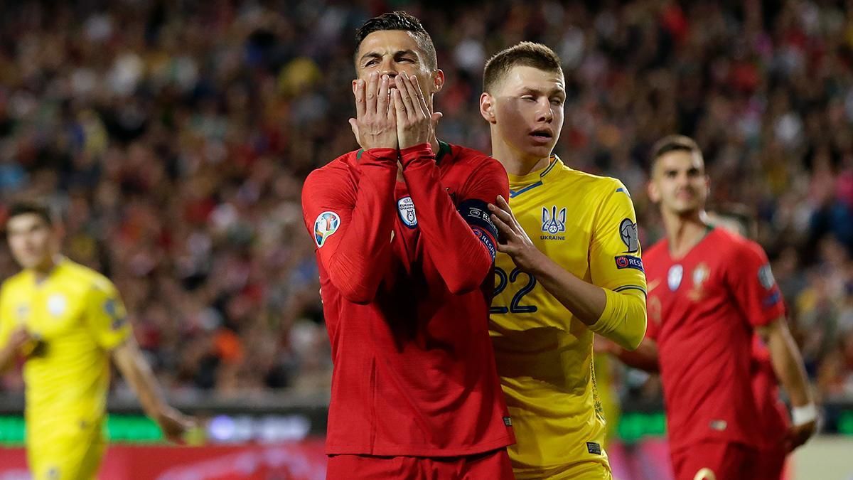 ФІФА може вручити "Золотий м'яч" у 2020 році ФІФА може вручити "Золотий м'яч" у 2020 році